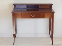 Biedermeier 1 plusz 2 fiókos női íróasztal.  [A05]