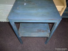 Kék asztal