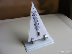 Retro higanyos üveg asztali hőmérő