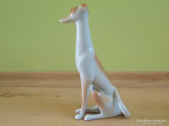 Drasche kutya porcelán figura