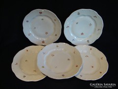 5 db Zsolnay porcelán kutyás postagalambos tányér
