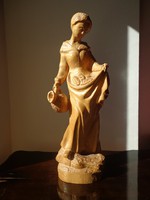 szent Erzsébet fa szobor