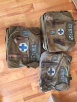 3 darab régi háborús sorszámozott elsősegély táska  orvosi katonai (egyben)