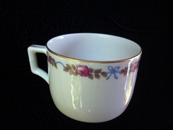 Rózsafüzérrel körbe szegélyezett Zsolnay teás csésze
