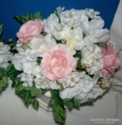 Minőségi selyemvirág porcelán kaspóban, kandalló- ünnepi asztaldísz, 2 db együtt
