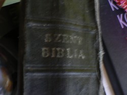Szent Biblia több mint 100 éves