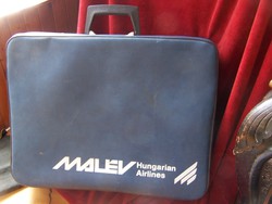 ​  Retró MALÉV bőrönd kék színben
