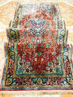 Ghom Selyem kézi csomózású  perzsa szőnyeg 93x300-cm