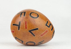 0O028 Faragott festett zsírkő tojás 6.5 cm