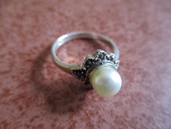 Tenyésztett gyöngy - markazit ezüst gyűrű