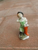 Suszter gyerek - antik herendi figura  - restaurálni kell