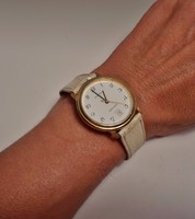 Szép Annex svájci  dátumkijelzős női óra