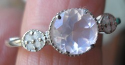 925 ezüst gyűrű, 18,3/57,5 mm, rózsakvarc és gyémánt