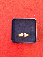 14 K arany Rubint kővel díszített karikagyűrű
