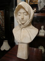 Gyönyörű, antik carrarai fehér márvány női mellszobor eladó - 31 cm