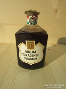 Tokaji 5 puttonyos Vinum Passum 1975-böl