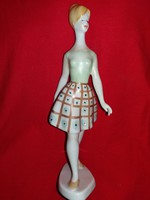 Gyönyörű ritka festésű  Art Deco Hollóházi Sétáló lány nő porcelán figura a képek szerint 25,5 cm 3.