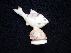 Kőbányai szépen festett csigás hal