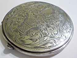 Antik ezüst tükrös ,púderes gazdagon díszített vésett mintákkal