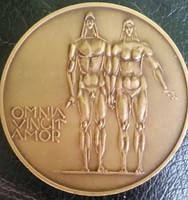 Little Great Arroyo 1930-1997.:Omnia vincit amor. Love overwhelms them, and the state coin is