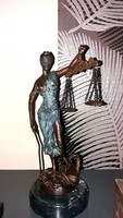 Justitia, az igazság Istennője - bronz szobor 27cm magas