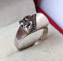 AKCIÓ! - Szépséges ezüst gyűrű gyöngyházzal, csipkeszerű mintával - 67-es