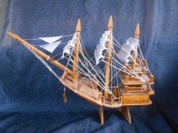 Híres hajók.18.századi hajó makettje fából.Vitorla vászon.