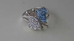 Ezüst gyűrű kék fehér szivecske díszítéssel 925