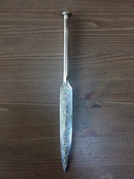 Régi szögből készített cizellált papírvágó kés