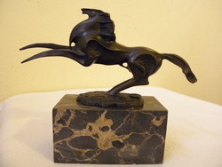 Modern ló bronz szobor