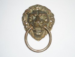 Antik régi vas öntöttvas oroszlán fejes ajtó kopogtató