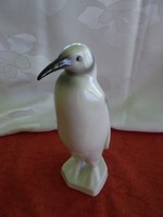 Nagy méretű hollóházi porcelán pingvin figura
