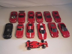 13 db Ferrari autó gyűjtemény egyben