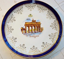 A Brandenburgi kaput ábrázoló porcelán falitál