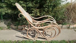 Original marked antique mundus thonet rocking chair for restoration. And a kohn.