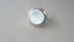 Ezüst gyűrű gyöngyházberakással díszítve 925