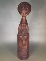 Gyűjteményből - Kovács Margit jellegű -KM  szignóval jelzett - Menyasszony pártában kerámia szobor