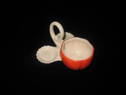Német ,   porcelán tartó   11 x 10 cm......