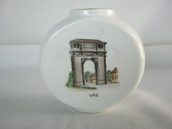 Aquincumi porcelán váza Vác Kőkapu