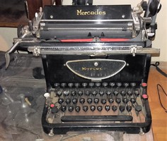 Antik Mercedes írógép