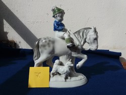 Fasold&Stauch porcelán lovas szobor 