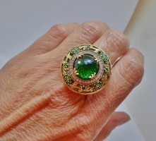 Szép nagy smaragdköves ezüstgyűrű 15g