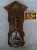 Spoon - 23 x 12 cm - 2011. Year numbered pewter spoon, with hardwood holder, - German