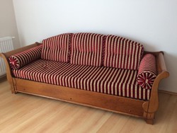 Kihúzható kanapé, kerevet cseresznyefából  