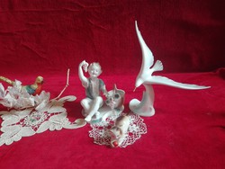 Without kitten - 2 pieces - raven house and Romanian porcelain figurine statue for sale - without the kitten