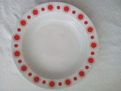Piros napocskás alföldi tányér