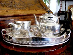 Valódi angol elegancia, antik ezüstözött különlegesség az 1910-es évekből, tea és kávé szerviz szett