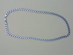 Ezüst 925-ös vastag nyaklánc 35,6 g.