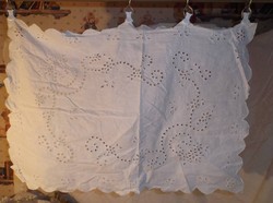  Terítő - régi - lenvászon - hímzett - szép - hibátlan - hófehér 67 x 46 cm Osztrák