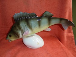 Royal Dux porcelán nagy méretű hal figura